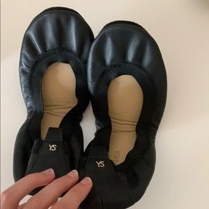 Yosi Samra fold up flats